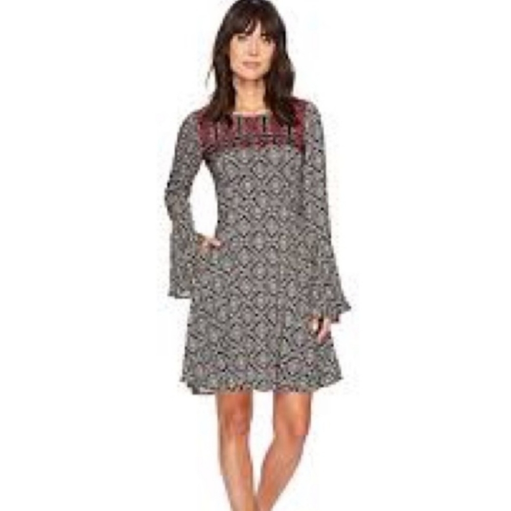 STETSON | EUC Flowy Paisley Embroidered Southwestern Black White Dress Size 10